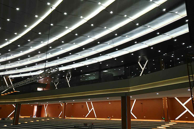 多领域应用，专业实力见证——平博舞台灯光厂家最新案例展示